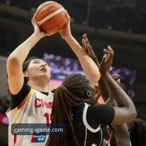 揭秘中国女篮战术调整：一场胜利背后的“一大四小”与“双塔”博弈